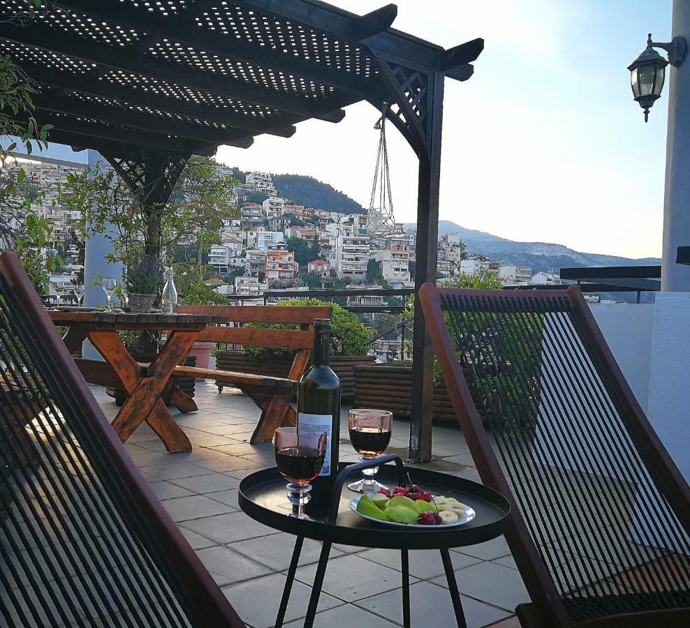 Port View Suites Kavala Bagian luar foto