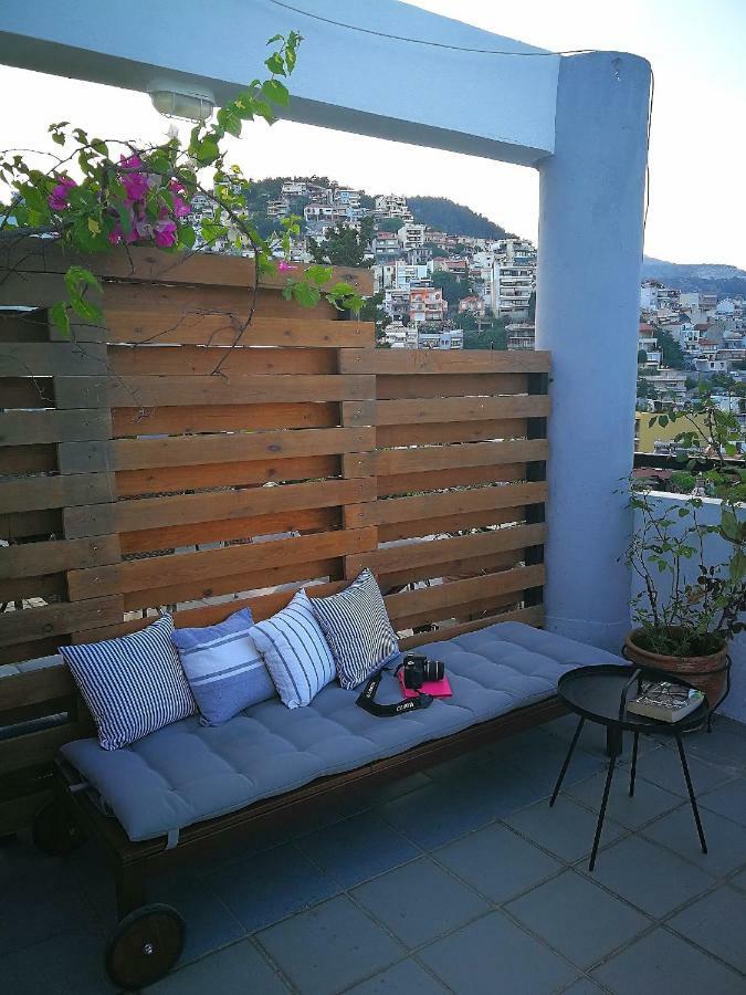 Port View Suites Kavala Bagian luar foto